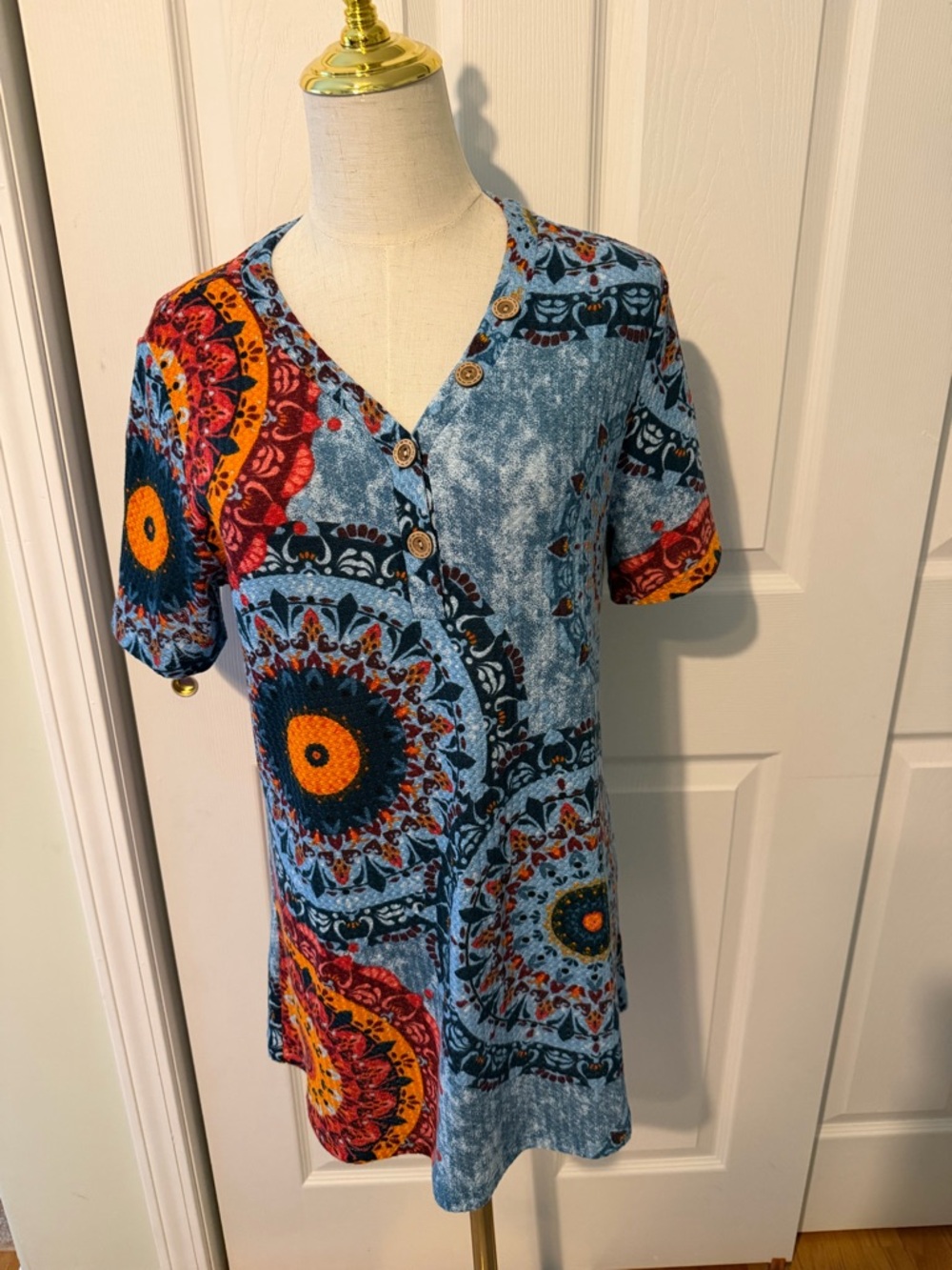 Short sleeve top